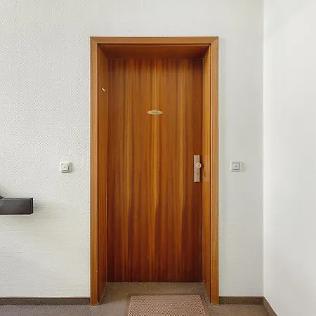 Apartment Fallreep *